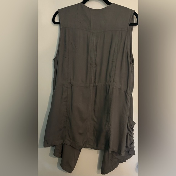 NWT Kori America Womens Waterfall Gray Vest Adjustable Size Small Rayon Pockets - Picture 2 of 7